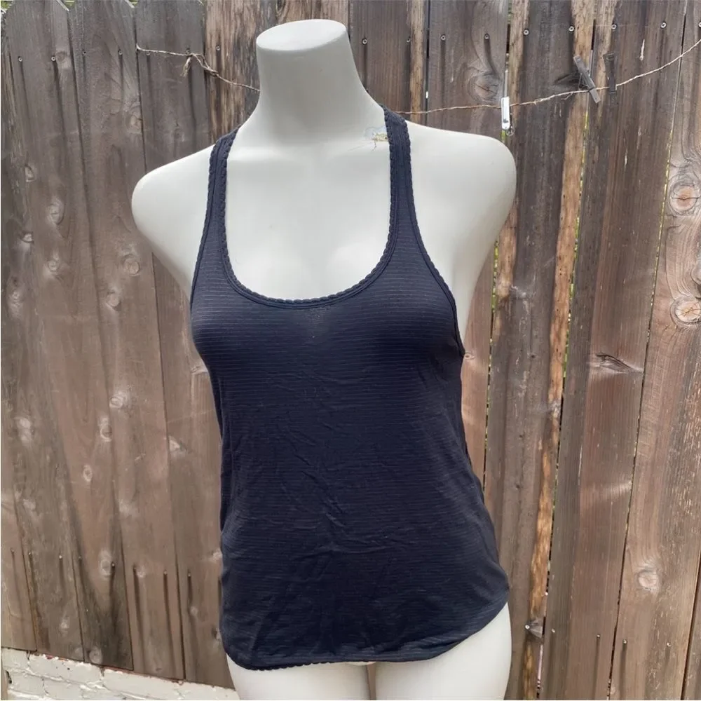 Lululemon 105 F Singlet top